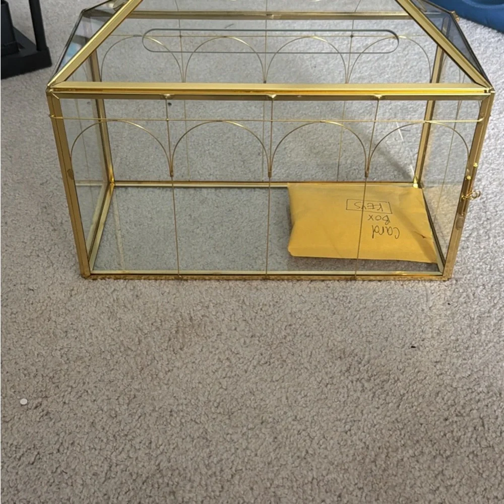 Gold card box holder with heart lock and key